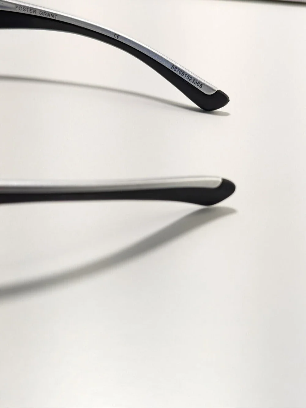 FOSTER GRANT DS1217 Black & Silver Wrap Sunglasses QP805 BLK FWM Sporty Stylish